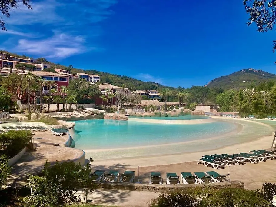 Les Restanques Cabriere 3123 Vue Mer 3 Chambres Grimaud